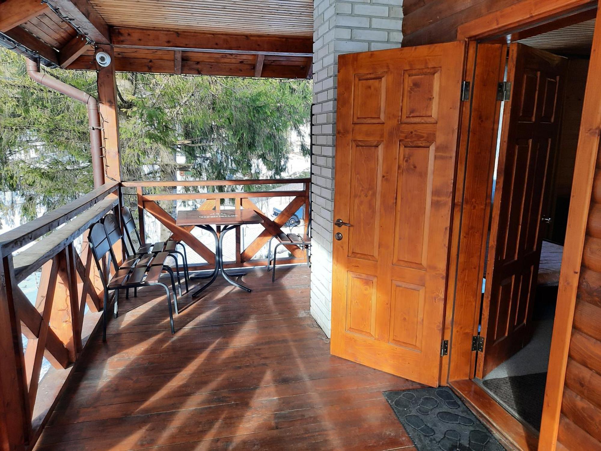 Hotel Krym Yaremche Exterior foto