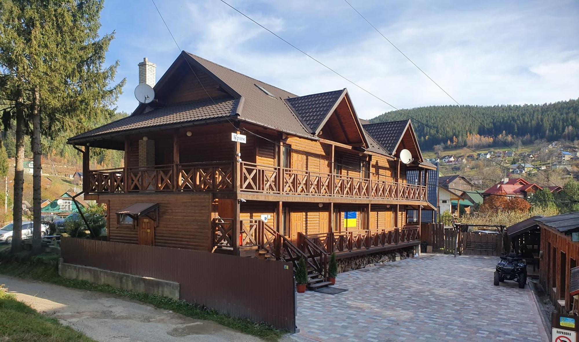 Hotel Krym Yaremche Exterior foto