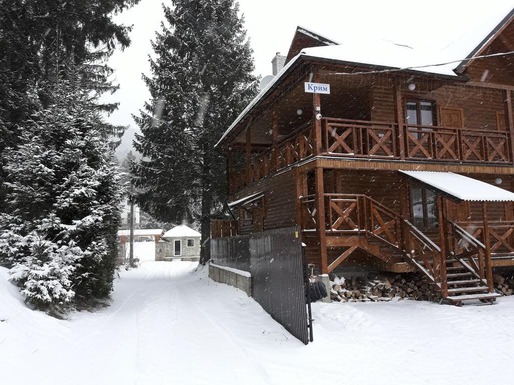 Hotel Krym Yaremche Exterior foto